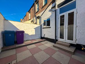 Photo 16- click for photo gallery